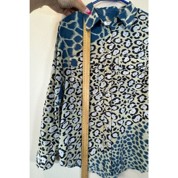 NWOT Equipment Femme Womens 100% Silk Button Down Animal Print Blouse Small - Picture 8 of 11
